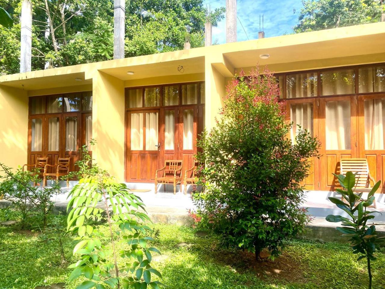 Talalla Ocean Beach Bungalow Matara Exteriör bild